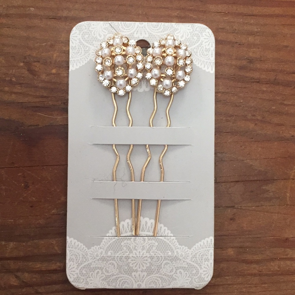 Charming Charlie RSVP Bridal Hairpins